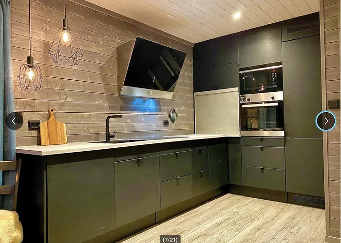 Fjellhytte Med Inn-ut Villaer